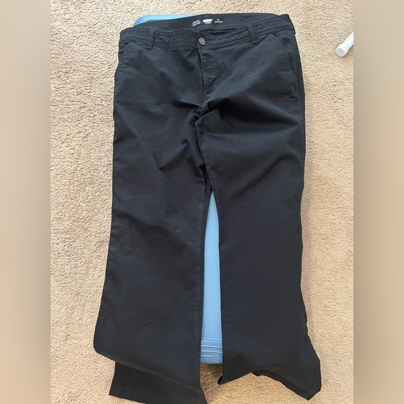 Old Navy Denim - Old Navy Black Women's Bootcut Jeans. Size 16